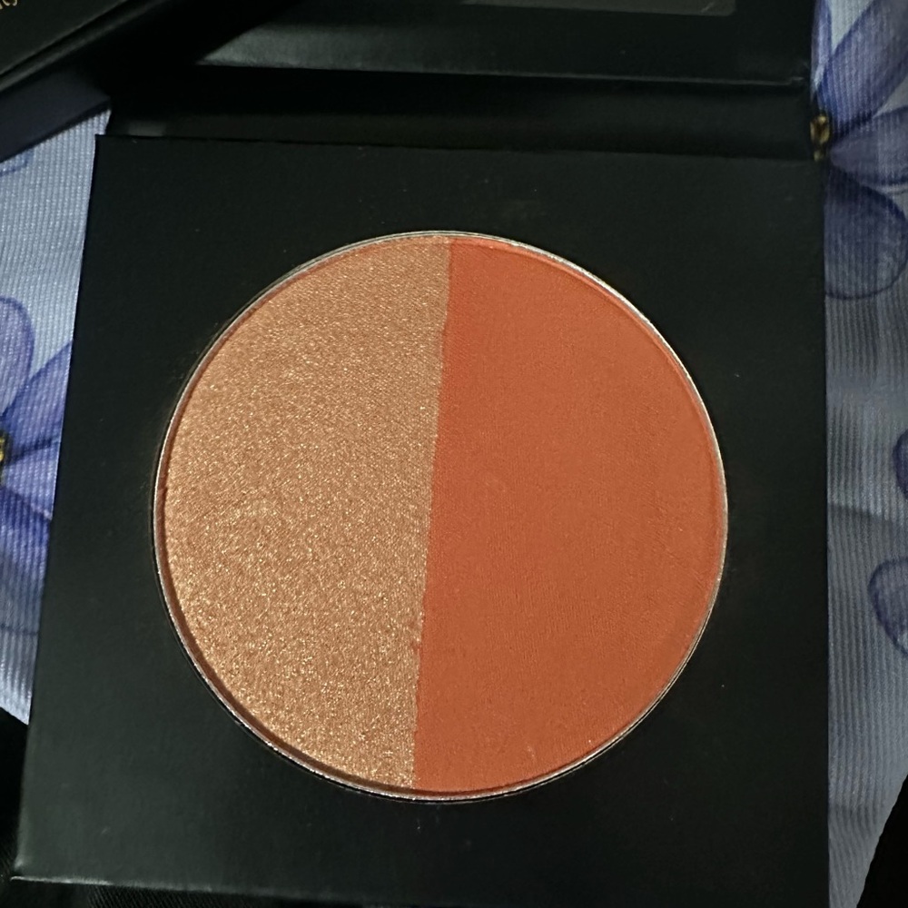 2/$25 ARACELI BEAUTY LAS FLORES BLUSHES - BRAND NEW in the box!